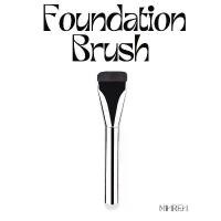 ราคา COD [2101](Ready to Ship) Foundation Brush with a Flat Head and Silver Handle. Can Create a Flawless Look. the Flat Head Adheres Closely to the Skin. (1733101034209838195)