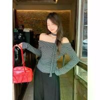 ราคา Black and Gray Striped Contrast Color Off-Shoulder Collarbone-Exposing Long Sleeve T-Shirt for Women 2025 Early Autumn Irregular Ribbon Elegant Top (1733225680940401742)