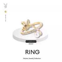 ราคา PLAYBOY Ring Collection แหวน รุ่น ST-253R143CGดีไซน์โโลหะไขว้ ประดับมุขและโลโก้กระต่ายฝังเพชร สีทอง (1732322773404780134)