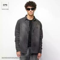 ราคา CPS CHAPS เสื้อเชิ้ตยีนส์แต่งโลโก้ปิ๊กกีตาร์รูปเอลโม่ ผู้ชาย SESAME STREET DENIM SHIRT รุ่น C25SMSE710 (AW25#B1) (1732137555730728238)