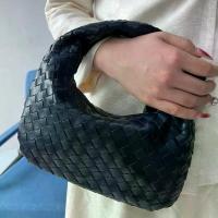 ราคา กระเป๋าทอมือ แท้ รุ่นใหม่ 2025 ดีไซน์กระเป๋าลายเกี๊ยวเมฆเขากวางวัว หนัง วัว ขาย ส่ง กระเป๋า ผัก ตบ ชวา ใบ สั้น brandname สะพาย thai brand sport แบรนด์เนม ของ คุณภาพ ดี รุ่น ใหม่ (1732686154187638031)