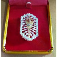 ราคา COD. เข็มเพชราวุธ เข็มกลัดที่ระลึก วังพญาไท (พร้อมกล่อง) Seasonal trend (1733439599286257572)