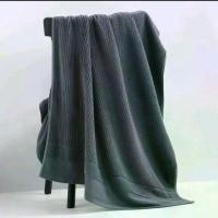 ราคา จัดส่งในกรุงเทพฯ ผ้าเช็ดตัวเยื่อไผ่ Bamboo Towel ผ้าขนหนูใยไผ่ ผ้าเช็ดตัวฝ้าย100% 1 ผืนลายแถบ ผ้าเช็ดตัวใหญ่ ผ้าเช็ดตัว (1732957216725632879)