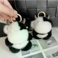 ราคา พวงกุญแจตุ๊กตา ขนยาว จี้ตุ๊กตาลูกวัว พร้อมฮอร์น ยัดไส้ กระเป๋าพวงกุญแจรูปวัวขนนุ่ม ของตกแต่ง นุ่มนวล พวงกุญแจสัตว์น่ารัก ตกแต่งกระเป๋าเป้ (1733205177442534438)