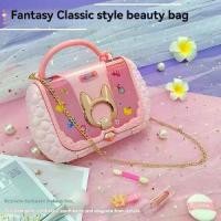 ราคา ของเล่นเครื่องสำอางสำหรับเด็กขายดี เครื่องสำอางปลอม ลิปสติก ยาทาเล็บ กระเป๋าถือสไตล์ชาแนลขนาดเล็ก (1733257635295823433)