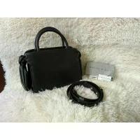 ราคา Charles&keith bow bag สีดำ สินค้าขายดี (1733302221130007575)