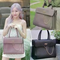 ราคา กระเป๋าสะพายผู้หญิง แบรนด์ Hallelujah ทรง Tote รุ่น Therra (เธอร์ร่า) denimbag อาร์ม นายแบบ หลุยส์ วิตตอง หนัง กลับ (1733317842935449017)