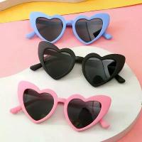 ราคา Children Love Heart-shaped Sunglasses Vintage Baby Boys Girls Love Glasses Frames Oculos De Sol Uv400 Street Beat Baby Kids Glas (1733232744808941467)