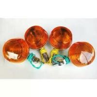 ราคา TURN SIGNAL SET & CLIP (PLASTIC ) Fit For SUZUKI K125 M1 - M3 K10 K11 K11P K15 K15P K90 K125 // ไฟเลี้ยว (1732813885506356377)