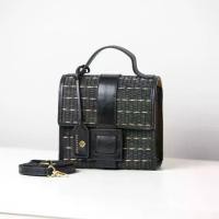 ราคา กระเป๋า Chaksarn Mini Candy เสื่อกกสีผสมหนังวัวแท้ (1729582046278617828)