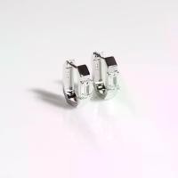 ราคา SWAN - Huggie Hoop EM Earring ต่างหูห่วงเงินแท้ ฝังเพชรคิวบิกเซอร์โคเนีย สไตล์เรียบหรู..ดูแพง (1732504668497413660)