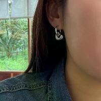 ราคา rosemary.co | madonna earring (RM201) | ต่างหูห่วง ต่างหูรูปหัวใจ ต่างหูเงิน ต่างหูทอง ไม่ลอกไม่ดำ (พร้อมส่ง) (1732833877232551592)