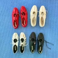 ราคา glorybabe | scrunchie cut-shoes รองเท้าคัทชูย่น น้ำหนักเบา ใส่สบาย มีกันกัดในตัว หนังนิ่มมาก (เท้ากว้าง +1ไซส์) (1731196086353298934)