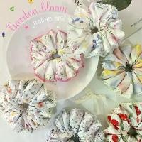 ราคา COD NART Scrunchie ยางรัดผมลายดอกไม้ ผ้าไหมอิตาลี | Italian silk Garden bloom collection [พร้อมส่ง] (1733200540261123359)