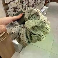 ราคา ผ้าฝ้ายลินิน ผ้าคอตตอนแท้ ลายจุด ขนาดใหญ่ Scrunchie ที่คาดผม สไตล์เรียบหรู เครื่องประดับผม ใหม่สำหรับปี 2025 ช่อ ผม สงกรานต์ ช่อ ผม สงกรานต์ ดอก ทานตะวัน ใส่ หัว เครื่อง (1732308286809606732)