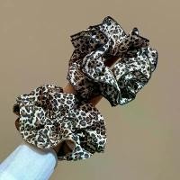 ราคา Scrunchie ลายเสือดาว สไตล์วินเทจ ที่คาดผมหางม้าสั้นอุปกรณ์ผม (1732630507022550842)