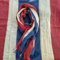 ราคา [ลายใหม่! สั่งเลยหมดเร็วมาก] ผ้าขาวม้า ผ้าพันคอ สีธงชาติไทย Thailand มีชายกรุย เนื้อนิ่ม ทอโปร่ง ขนาด 160×60 cm. (1732841439366186697)