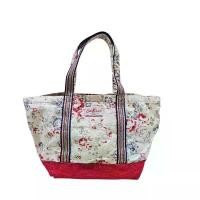 ราคา น้องสวยหวานBRAND "; Cath Kidston แท้จ้า กระเป๋าสะพายข้างผู้หญิง กระเป๋าสะพายไหล่ ทาวเวอร์เบีย์สะพาย กะเปาพายสวยๆ กระเป๋าเป้สะพายข้าง กระเป๋าสะพายผู้หญิง 1 แถม 1 เป๋าสะพาย ผู้หญิ (1733156783532901701)