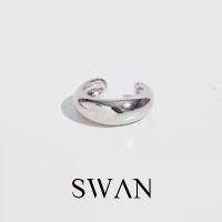 ราคา SWAN - Small Cuff ต่างหูหนีบเงินแท้ ไม่ต้องเจาะ ear cuff เงินเกลี้ยง (1732744536231544375)