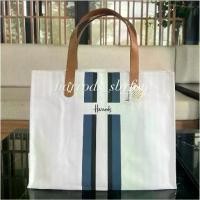 ราคา Harrods * พร้อมส่ง Blue Logo Shopper Bag ของแท้ 100% จากอังกฤษ (1733472925927900286)