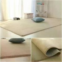 ราคา [COD] [tiktok]พรมในห้องนั่งเล่น พรม พรมตกแต่งบ้านพรมโต๊ะกาแฟ พรมขนนุ่ม พรมขนนุ่ม พรม พรมขนนุ่ม พรมห้องนอน ผ้าปูพื้น พรมแต่งสวย พรมหลายขนาด พรมปู โต๊ะ คอม เสื่อ พับ ผืน ใหญ่ (1732718362710410701)