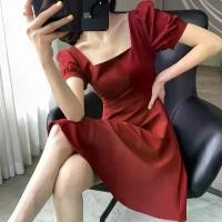 ราคา [พร้อมส่ง] ( 6724 ) ชุดกระโปรงยาว เดรสยาว คอเหลี่ยมแขนพอง ชุดเดรสผู้หญิง เสื้อผ้าแฟชั่นสไตล์เกาหลี ( 6724 ) (1733050790679119213)