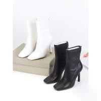 ราคา ส่งแมสได้บูทหุ้มข้อหนัง PU พรีเมียม ส้นเข็ม/ส้นสูง สี่เหลี่ยมหัวตัด มินิมอล สีขาว/สีดำ แมทช์ง่าย ใส่สบาย B23 รองเท้า ผ้าใบ ผู้ ชาย เท่ๆ นัน ยาง เซฟตี้ หัวเหล็ก แฟชัน (1733280989301606238)