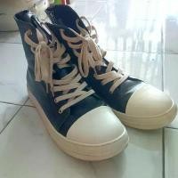 ราคา รองเท้า มือสอง สนีกเกอร์ หุ้มข้อสูง แฟชั่น สีดำ หนัง PU ไซส์ 46 คําแนะนําการขายที่ร้อนแรงในเดือนนี้ sneakers thailand ผ้าใบ ผู้ ชาย เท่ๆ สภาพดี (1733084337568908542)