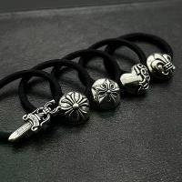ราคา ที่คาดผมลายดอกไม้ไขว้ย้อนยุคตานกนางแอ่น แบรนด์ CH อินเทรนด์ เหมาะสำหรับเด็กผู้ชาย ดอกไม้ ลูกเสือ หัวใจพีช ความรัก ดาบ รูปดาวห้าแฉก เชือกผูกผม สีเงินท้องถิ่น (1731744719371405747)