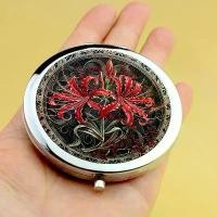 ราคา กระจกถือมือลายดอกไม้สไตล์โกธิคสุดหรูแบบกลม 1 ชิ้น พับได้ กระจกแต่งหน้าพร้อมกรอบประดับสีแดงและดำ น้ำหนักเบา พกพาสะดวก เหมาะสำหรับห้องนอน โต๊ะเครื่องแป้ง ตกแต่งบ้านในสไตล์วินเทจ สำ (1733412163134195428)