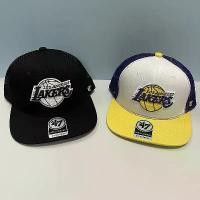 ราคา หมวกตาข่ายกีฬา สำหรับผู้ชายและผู้หญิง หมวกเบสบอลทีม Lakers หมวกปากเป็ดปักลาย สไตล์หมวกปีกแบน เหมาะสำหรับขายส่งข้ามพรมแดน central cee skull cap (1732145280046302785)