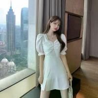 ราคา เดรสสไตล์เฮปเบิร์น ฝรั่งเศส เดรสพีชคนท้อง เดรสแขนสั้น เดรสสีขาว สำหรับผู้หญิง ปี 2025 (1732324073084651810)