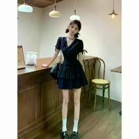 ราคา เดรส สไตล์เฮปเบิร์น ฝรั่งเศส ลูกไม้หวาน คอวี จับเอว ทรงเอ ปาดไหล่ เดรสยาวปานกลาง สีน้ำเงินเข้ม เดรสสั้น (1733148486478169802)