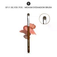 ราคา BRUSH STUDIO : SF15 Silver Fox Medium Eyeshadow Brush แปรงแต่งตาขนจิ้งจอกเงินขนาดกลาง (1733128499792217922)