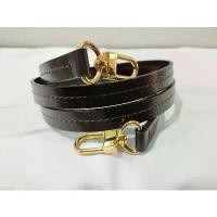 ราคา พร้อมส่ง สายหนัง กระเป๋า สะพายหนังแท้ รุ่น Lv Croisette ยึดรูปแบบเดียวกัน (1733831816480458577)