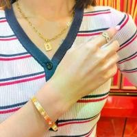 ราคา เซ็ตสร้อยคอ ลายโซ่เรือ จี้โกลด์แซนด์ + กำไล ดาเลีย + แหวน เดนนิส พลอย สีทอง SW33271 (1731154170845236183)