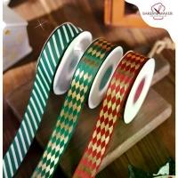 ราคา ริบบิ้นผ้าลายสีทองขนาด 2.5 ซม. 1 ม้วน 22 เมตร / แดง เขียว คริสต์มาส (1733396531195315770)