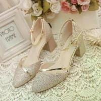 ราคา รองเท้า คัชชู ส้นสูง หัวแหลม หุ้มส้นสตรี สูง 5ซม. เหมาะใส่ทำงาน งานแต่ง รองเท้ารับปริญญาแฟชั่น สินค้ามีพร้อมส่ง รองเท้านิ่มๆ ใส่สบาย หัวโต ผู้หญิง (1733735215604794482)