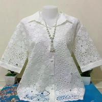 ราคา เสื้อผ้าใส่งานบุญ เสื้อลูกไม้กระดุมหน้ารอบอก38-40-42/44/46/48-50-52/54-56นิ้วฟรีไซส์ เสื้อผ้าลินินผสม งานแต่ง งานบวชฯ (1733978733801014765)