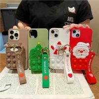 ราคา [ซัมซุง] เคสโทรศัพท์สำหรับซัมซุง S22 พลัส กระเป๋าใส่เหรียญแบบคลายเครียด รุ่นที่รองรับ การ์ดเคสอ่อน รุ่น A53 และ A13 เคสป้องกันคริสต์มาส รุ่น S21 (1733534380284675903)