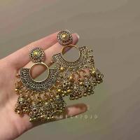 ราคา ต่างหูพู่กระดิ่งทอง รูปพัด สไตล์วินเทจและเกินจริง สำหรับผู้หญิง สไตล์วังย้อนยุค สไตล์ชาติพันธุ์ที่ไม่ซ้ำใคร ต่างหู ที่ สวยงาม ต่างหู ห่วง เงิน แท้ แหวน แฟชั่น กรอบ พระ (1732178147240413314)