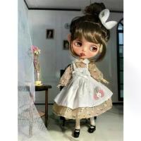 ราคา ชุดเสื้อผ้าบลายธ์ 16 ชิ้น OB24 ชุดเต็ม พร้อมเครื่องประดับศีรษะ ถุงเท้า อุปกรณ์ตุ๊กตา DIY สำหรับเป็นของขวัญให้เพื่อน 240315 (1733800036351772520)