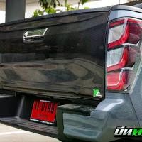 ราคา ฝาท้ายคาร์บอน แบรนด์YC ลาย 2 และลาย F1 อีซูซุ 2020-2024 #งานหุ้มคาร์บอน มอเตอร์ไซค์ Auto กรีน (1730306268839315627)