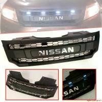 ราคา ความคงทน กระจังหน้า พลาสติก ABS อย่างดี ไฟสีขาว โลโก้ชุบ รุ่น นิสสัน นาวาร่า NISSAN NAVARA NP300 ปี 2014 - 2018 สีดำด้าน 1 ชิ้น รถยนต์ Auto มอเตอร์ไซค์ กันชน (1731662721573161731)