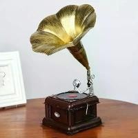 ราคา เครื่องเล่นแผ่นเสียงเหล็กหล่อโบราณ | ผู้เล่นดนตรีที่มีงานศิลปะทำมือที่ประณีต เหมาะสำหรับตกแต่งบ้าน บาร์ รถยนต์ สไตล์อุตสาหกรรม สีทองเหลืองวินเทจ ของขวัญที่ไม่เหมือนใคร และของสะสม (1733464910774175727)