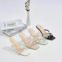 ราคา รองเท้าเพชร ส้นแก้วแชมเปญ แบรนด์ChilliChic(cc032) งานสุดหรูรุ่นโคตระขายดีของแบรนด์ หมดเกลี้ยงทุกสาขา ผลิตซ้ำบ่อยมาก คําแนะนําผลิตภัณฑ์ใหม่ของเดือนนี้ รองเท้ากินขา สงกรานต์ แตะ (1733246777486575314)