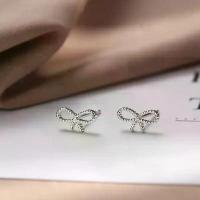 ราคา ต่างหูผูกโบว์ คู่ ของขวัญ เลส ข้อมือ ด้าย แดง สร้อย น่ารัก มงคล นํา โชค นําโชค unique style เสริมดวง ข้อ มือ นางฟ้า (1732707478376580851)
