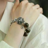 ราคา สร้อยข้อมือจี้นำโชค สไตล์วินเทจ ดีไซน์เฉพาะ พู่เหรียญหยก Ruyi หมาปากคดสีทอง ทำจากไม้กฤษณา เหมาะสำหรับผู้หญิง เรียบง่ายและหลากหลาย เหมาะสำหรับเป็นของขวัญ ขอบคุณชุดคนดังทางอินเทอร์ (1732754504696825260)