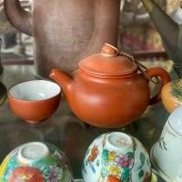 ราคา ปั้นชาอี๋ซิง Yixing teapot สีแดง ใบเล็ก ป้านชาเก่า กาน้ำชาดินเผาโบราณ (1733813442959410546)