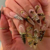 ราคา เล็บปลอม ทรงอัลมอนด์ สไตล์ยุโรปและอเมริกา แต่งลายเสือ พร้อมโซ่และดาวโลหะ ถอดออกและเปลี่ยนได้ เล็บ ปลอม พร้อม กาว ติดแน่น ๆ ผง ขัด เล็บ ออโรร่า ผง ขัด เล็บ ออโรร่า ผง ขัด (1732760224965952561)